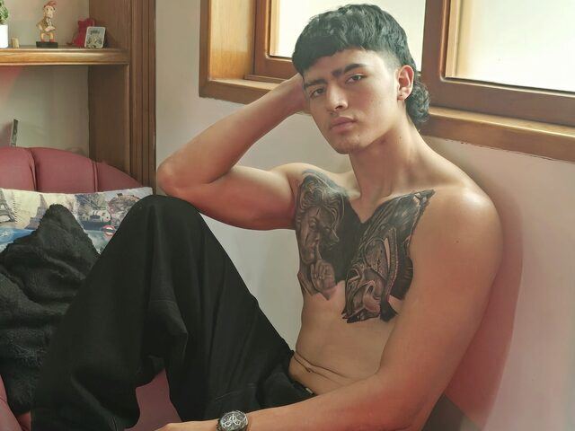 Elliot Colton's photo