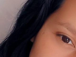 margotfox303av