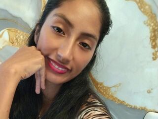MayraBravo