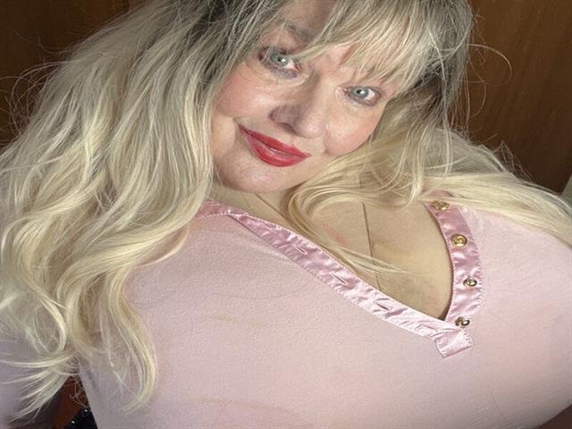 SamanthaMelons's photo