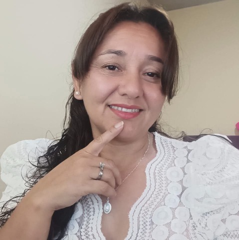 Alice Thompson's photo