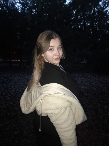 CuteSharloti's photo