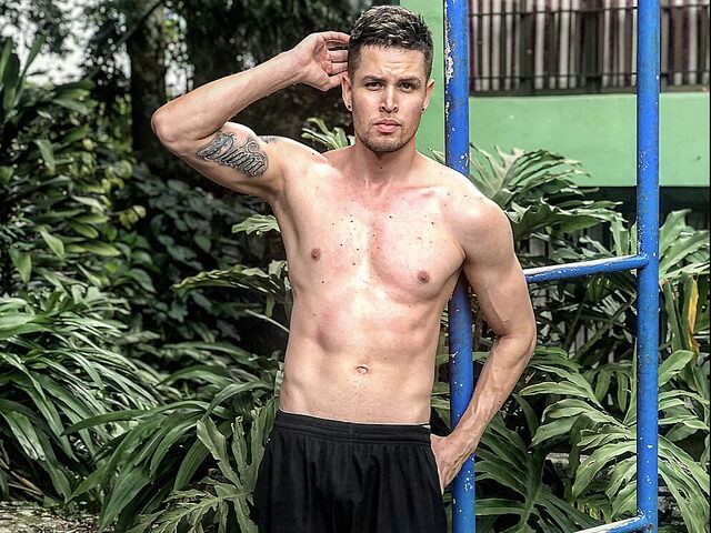 Bastian Watson's photo