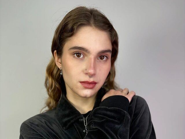 Camilla Treacy's photo