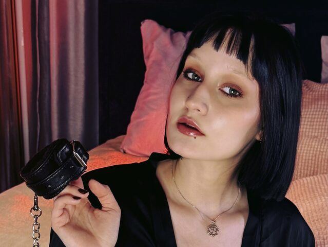 Cherry Lilith's photo