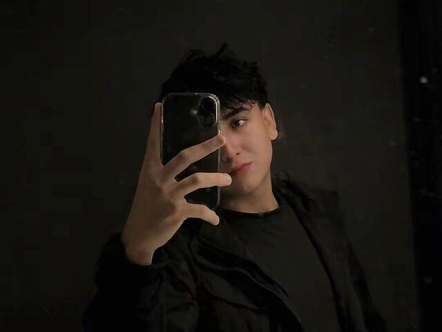 Christopher Monroe's photo