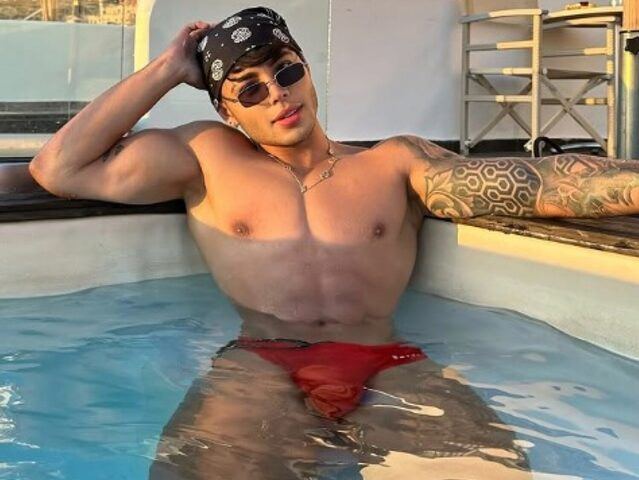 Clay Castell's photo