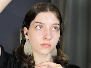Elene Bate