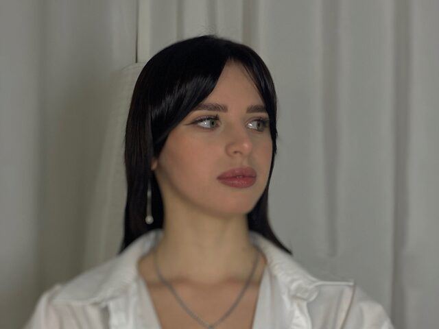 Kiana Kuzniar's photo