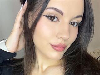 Layla Thomson