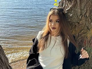 Shine Yasmin