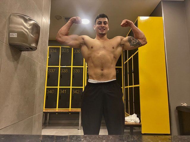 Thiago Meneses's photo