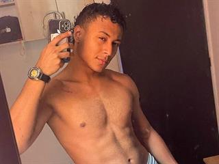 Valentin Devine