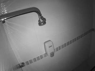 voyeurcam-jb-shower-13
