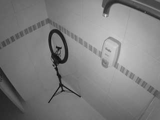 voyeurcam jb shower 2