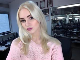  Ashley Creamss 