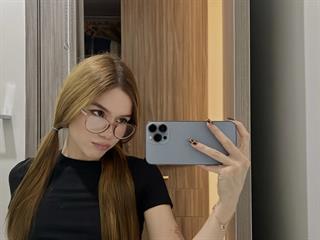 Alexandra-16
