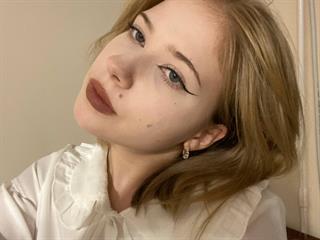 annie blush
