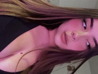 Ashley33 