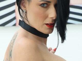 CrisBathoryxxx