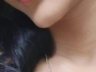 Cute-Janvi-5