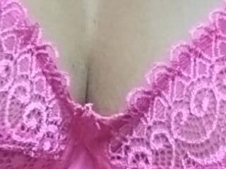 Desi Lilly01
