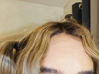 Divine  Eloeura