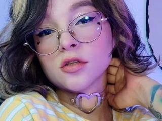 divine amy1