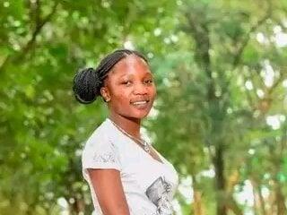 Ebony-Yelsa