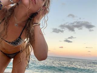 EfyBlondie