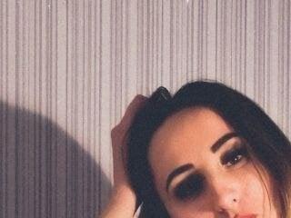 emeli moon