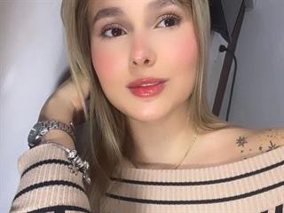 Emmaa white 