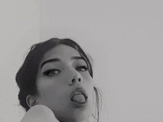 Ey im simone