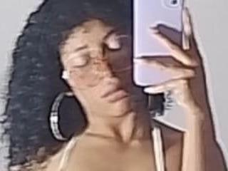 Gabi Jhons 23