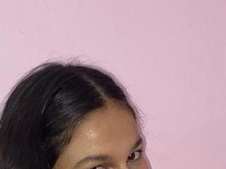 girl milk1
