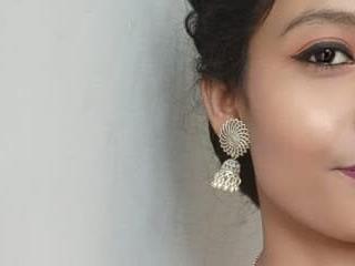Jaanvi G