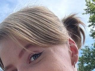 l i s a blond
