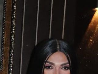 Lesly Zafiro-