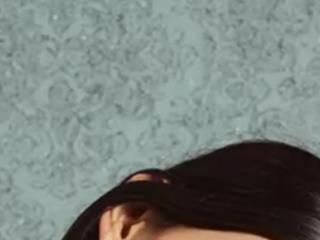 lily cash1