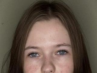 LynHillaire