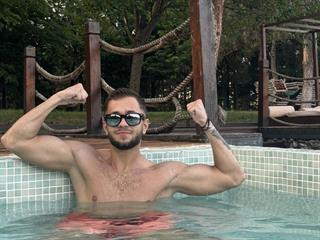 nicholasX1