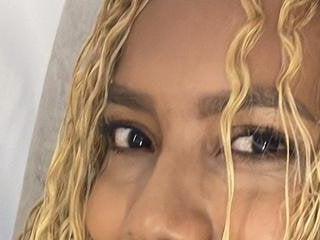 Nikki Angel 