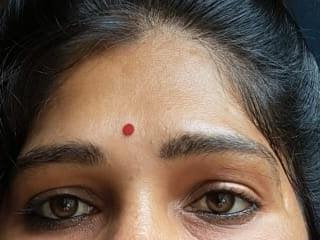 Rakhi j