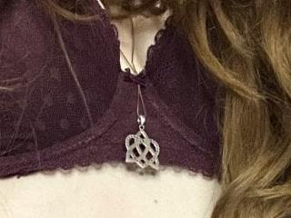 sexylittlered69