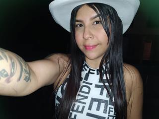 THALI FACUNDO