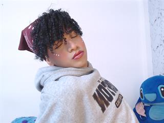 Twink angel3