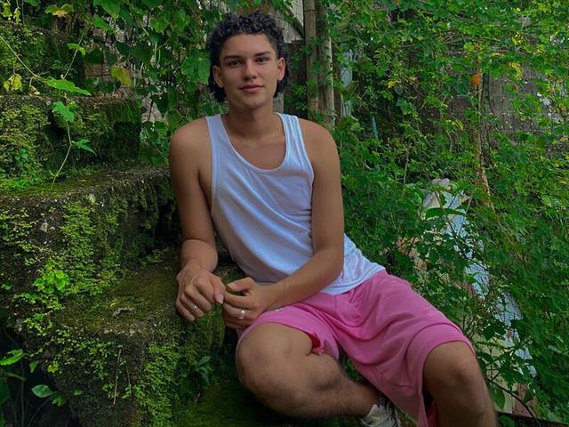 AliSebas's photo
