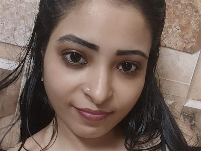 Ayushimondal's photo