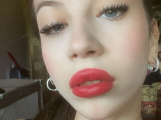 JenniferSkyland Profile Picture