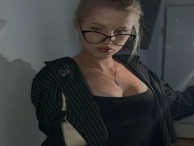 KateZalepa's photo